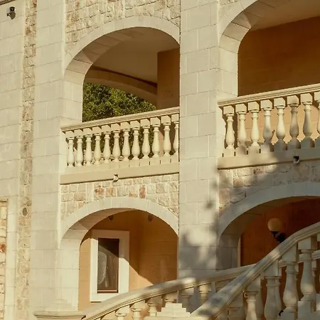 Gli Archi Bed and breakfast 2*
